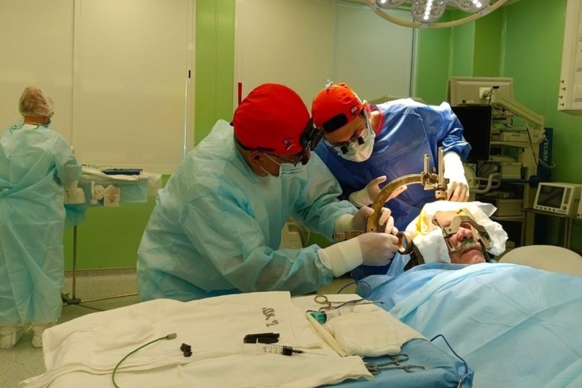 Тюменские нейрохирурги помогли коллегам из Челябинска провести операцию на мозге