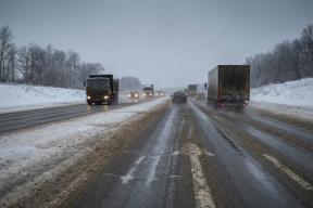 Из-за непогоды в Курганской области ограничили движение на всех региональных трассах и участке «Иртыша»