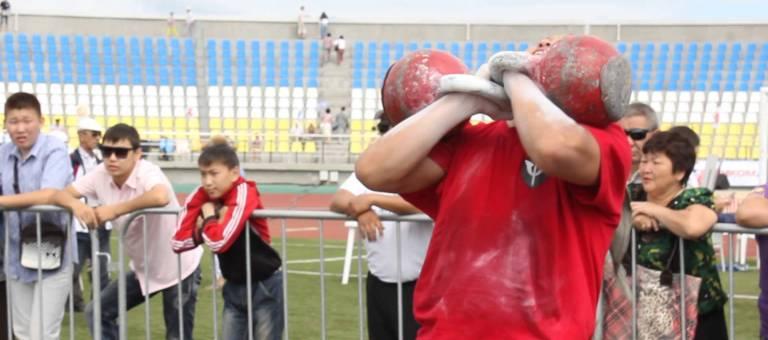 В Улан-Удэ пройдет турнир по гиревому спорту памяти Валерия Бадмаева