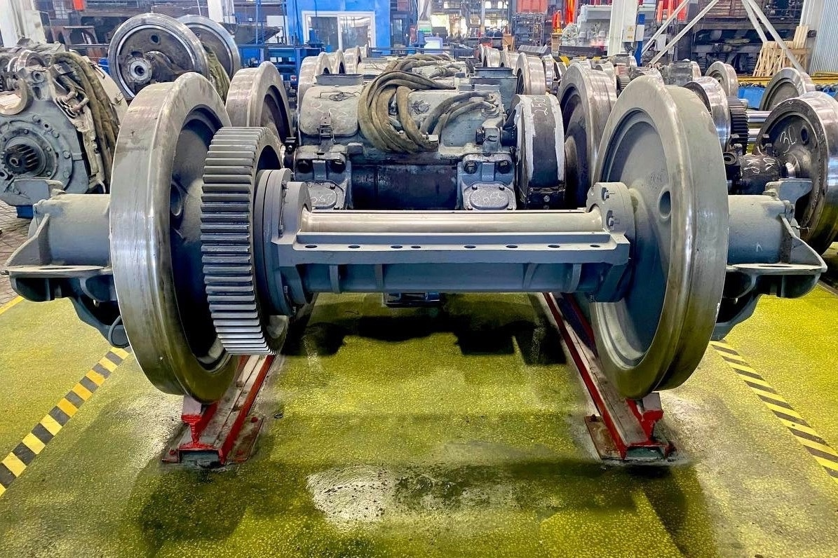 Астраханский ТРЗ получил право на ремонт колесных пар с МОП