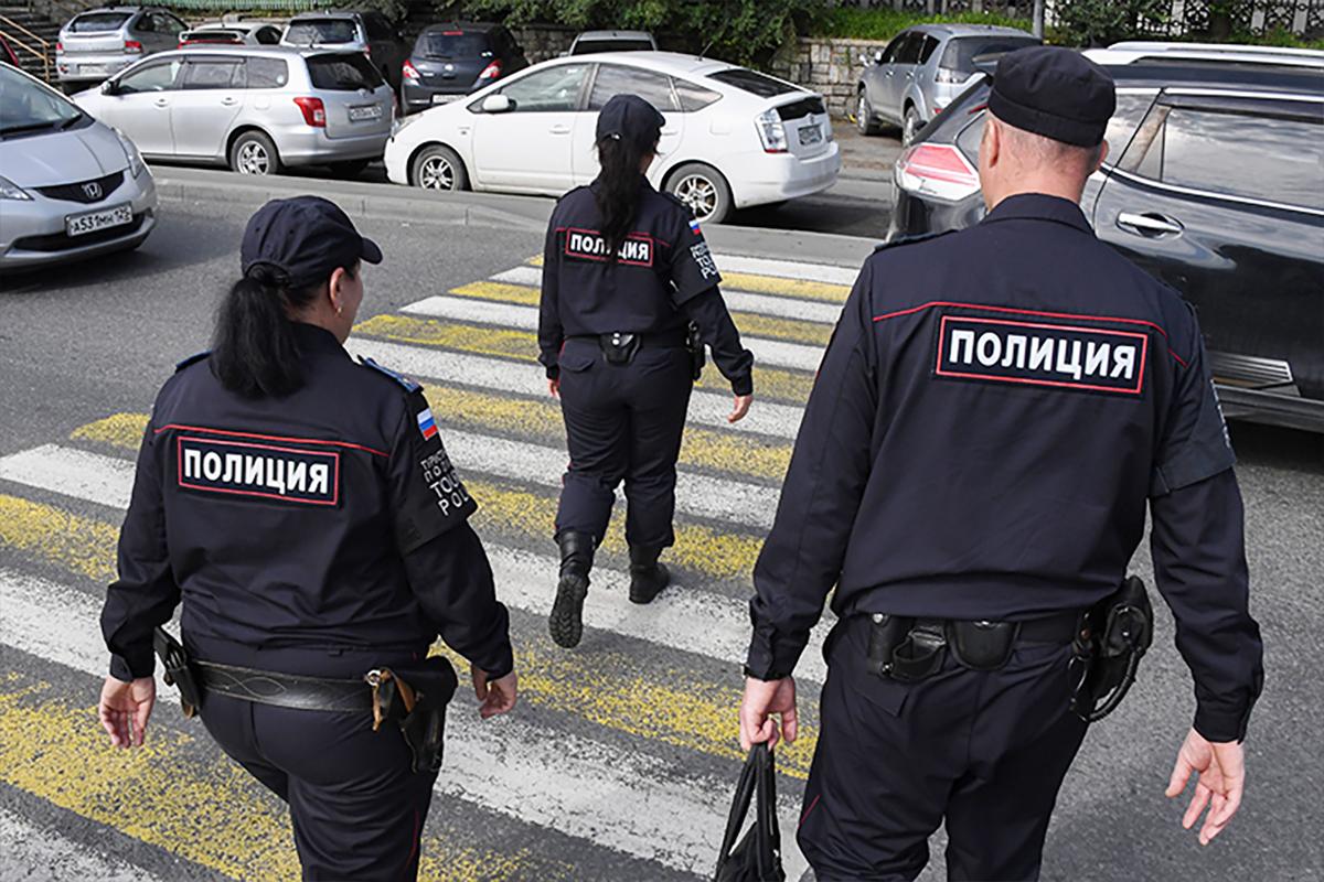 Новосибирским полицейским не будут доплачивать за отказ от взяток