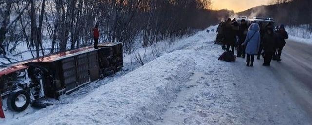 На Камчатке в автобусе перевернулся 21 пассажир