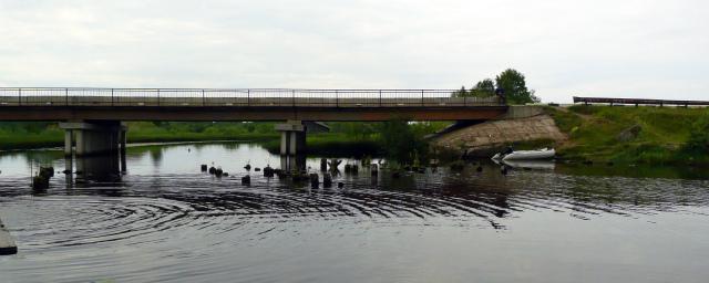 В Ивановской области произошло разрушение опоры моста через Ухтому