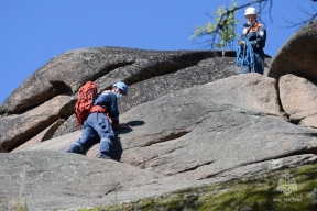Красноярские спасатели напомнили туристам об обязательной регистрации маршрутов В Красноярском крае под контролем ГУ МЧС в настоящее время находятся 23 туристические группы