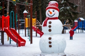 Юрист предупредила о штрафах за снежные фигуры с сексуальным подтекстом