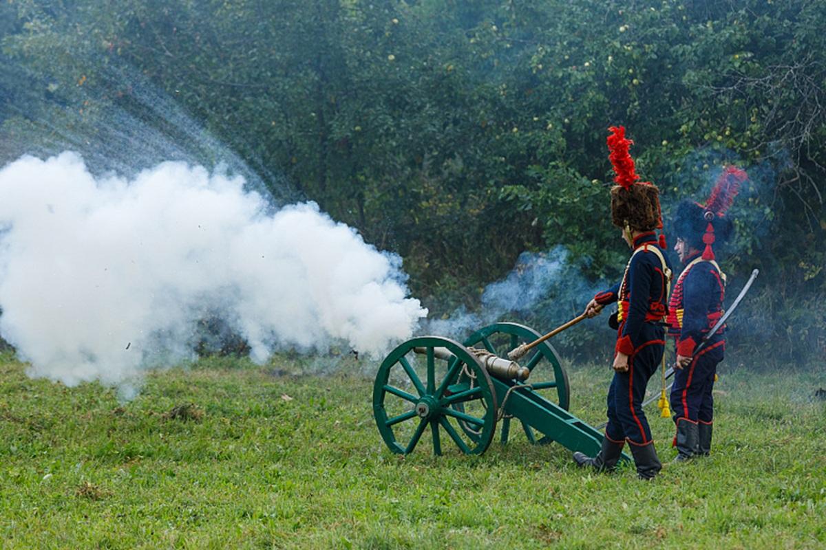 Сарик Андреасян экранизирует «Войну и мир» для современного зрителя