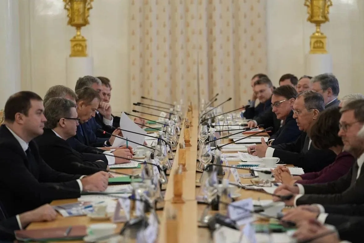 Губернатор Георгий Филимонов обозначил приоритеты Вологодской области в развитии связей со странами Африки на 46-м заседании Совета глав субъектов РФ при МИД России