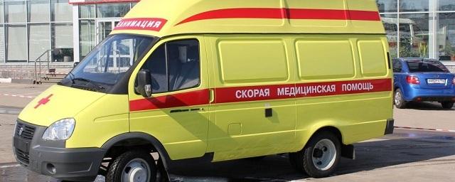 На Дону облили кислотой спящего на остановке мужчину