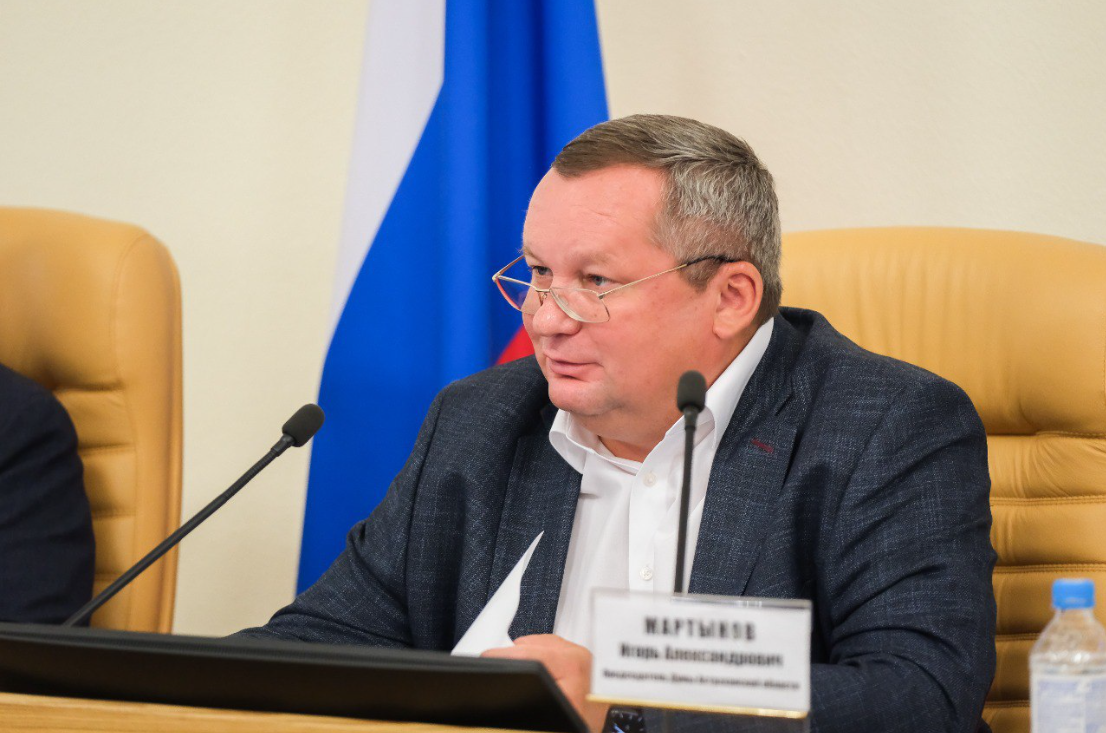 Председатель Думы Астраханской области Игорь Мартынов: Инициативу Молодежного парламента региона учли в федеральном законопроекте о добровольном страховании самозанятых