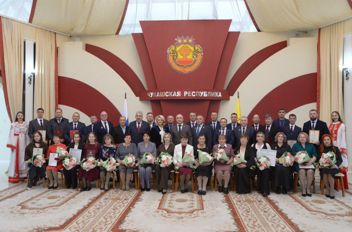 Спикер Госсовета Леонид Черкесов: Упорный труд работников агропромышленного комплекса – основа благополучия Чувашии