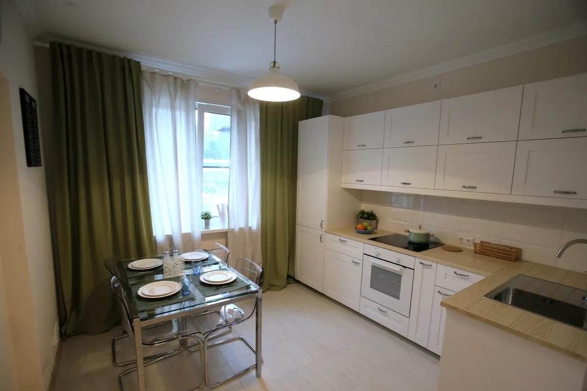 Apartments with ready-made repairs are more often bought in St. Petersburg.