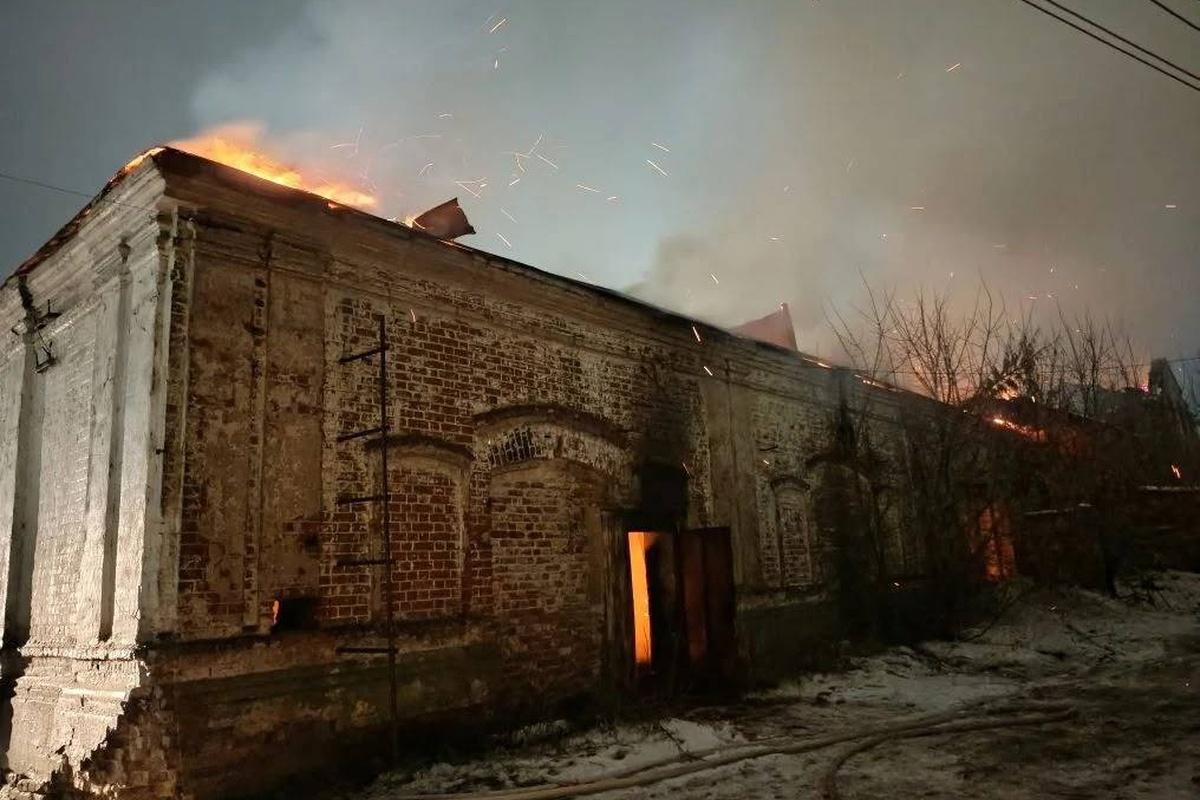 В Козьмодемьянске оказался охвачен огнем памятник архитектуры