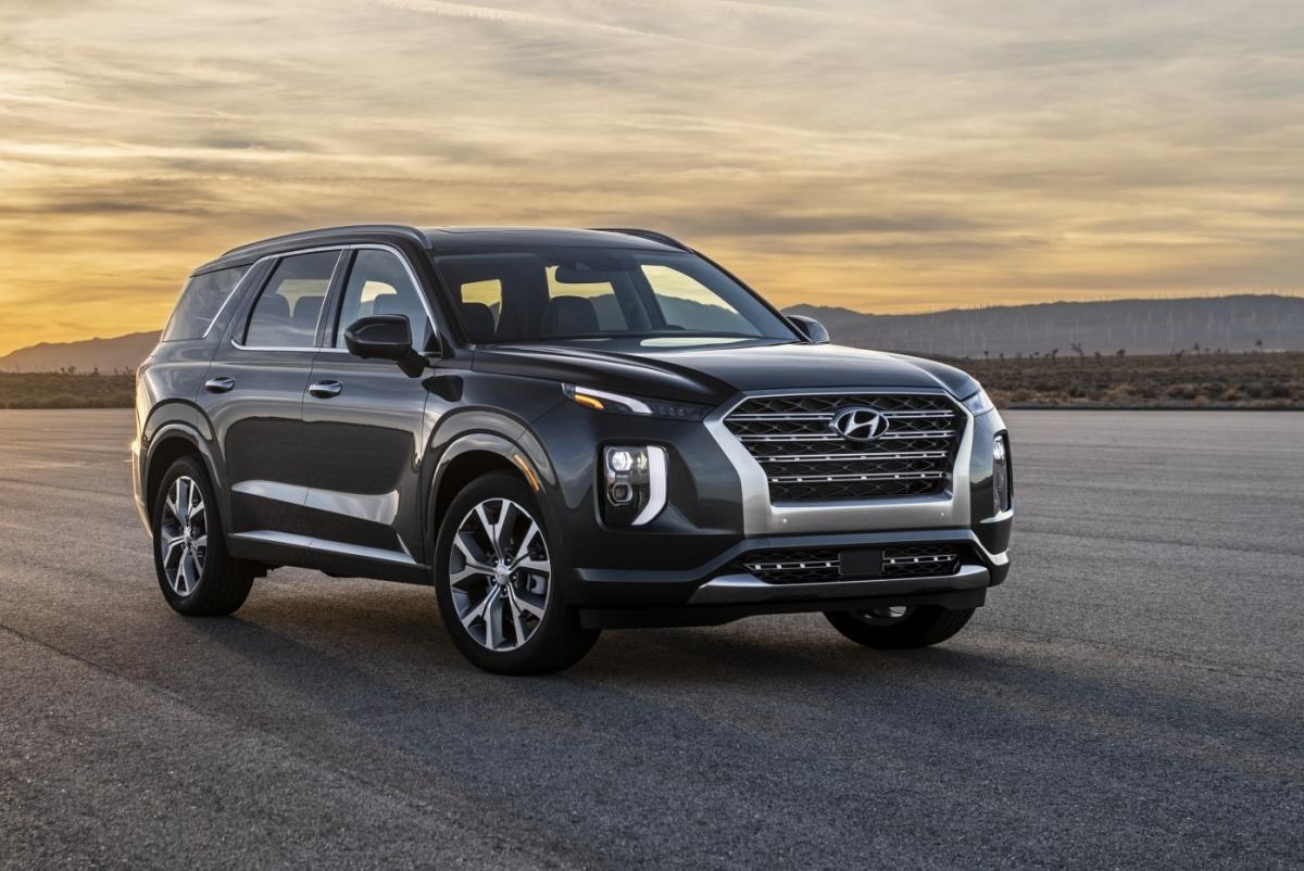 В России стартовали продажи рестайлинговых кроссоверов Hyundai Palisade