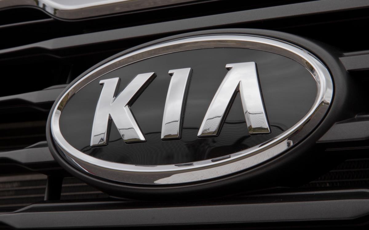 KIA работает над новым компактным кроссовером