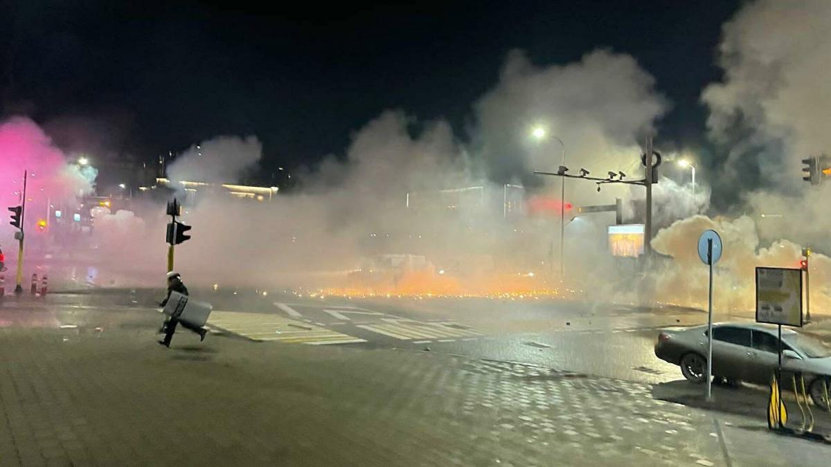 В Алма-Ате началась зачистка города от бандитов и мародеров