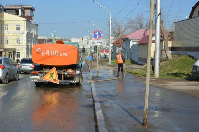 В Уфе прошел первый весенний общегородской субботник