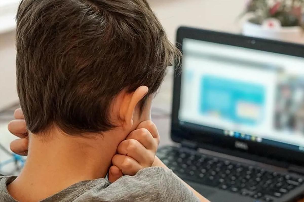 Минпросвещения планирует внедрить в школах сервис «цифровой психолог»