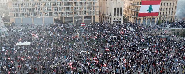 Число пострадавших во время протестов в Бейруте достигло 728