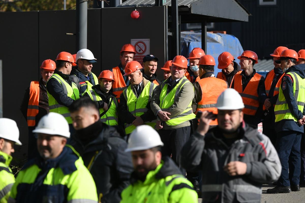 Минтруд на 20% повысил квоту на труд заграничных мигрантов