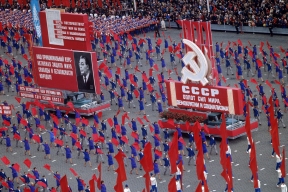 Прибавка к пенсии с 2026 года: Как получить доплату за работу в СССР? Проверьте трудовую