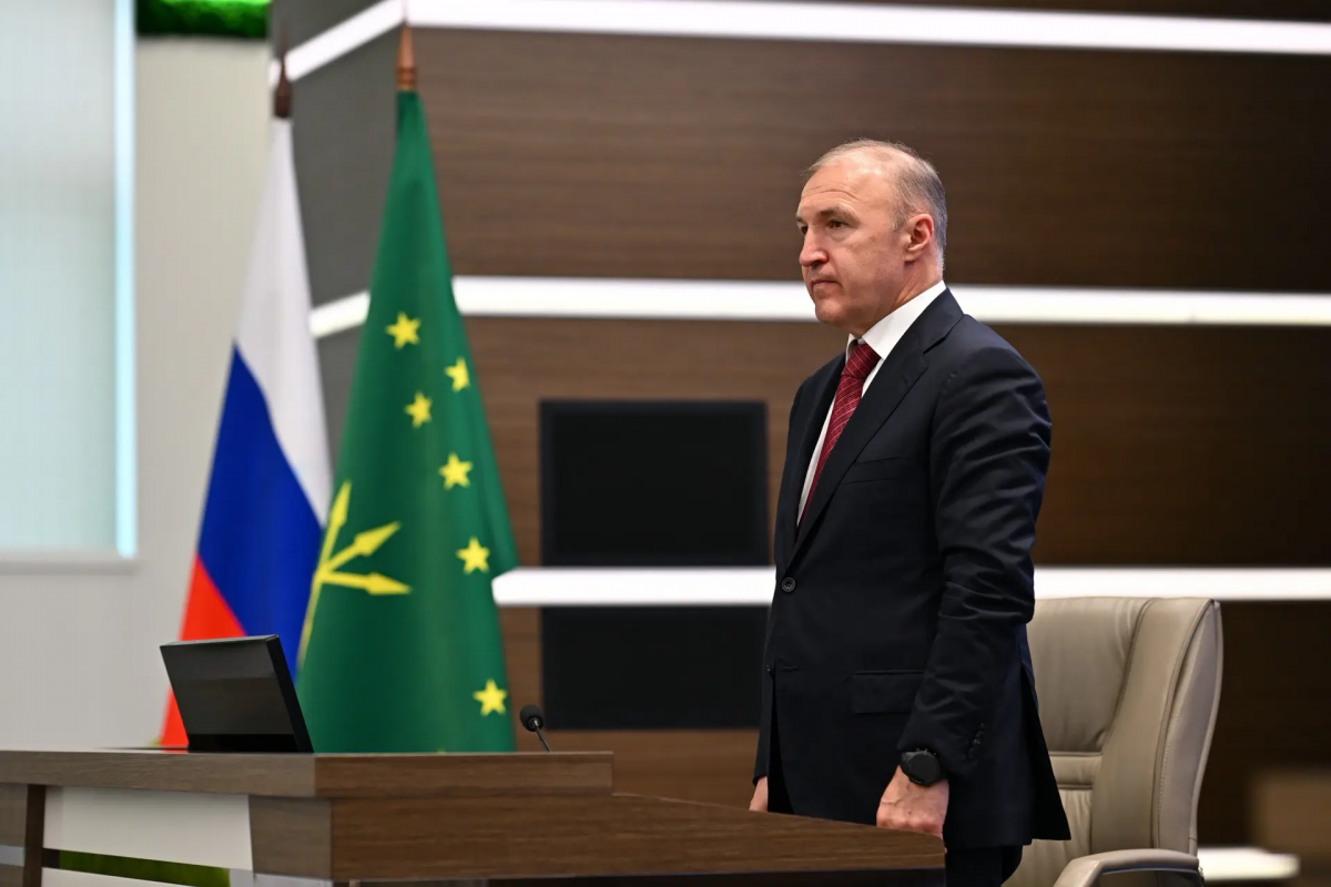 Глава Адыгеи Мурат Кумпилов поздравил Павла Стаценко с избранием председателем Государственного Совета — Хасэ VIII созыва