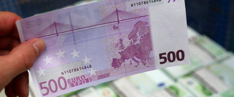 Официальный курс евро в России превысил 68 рублей