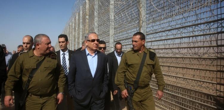 Нетаньяху пообещал построить забор вдоль всех границ Израиля