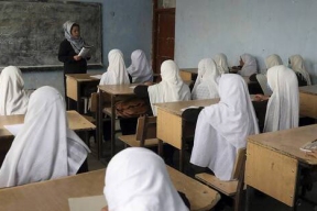 В Афганистане девушкам запретили посещать вузы