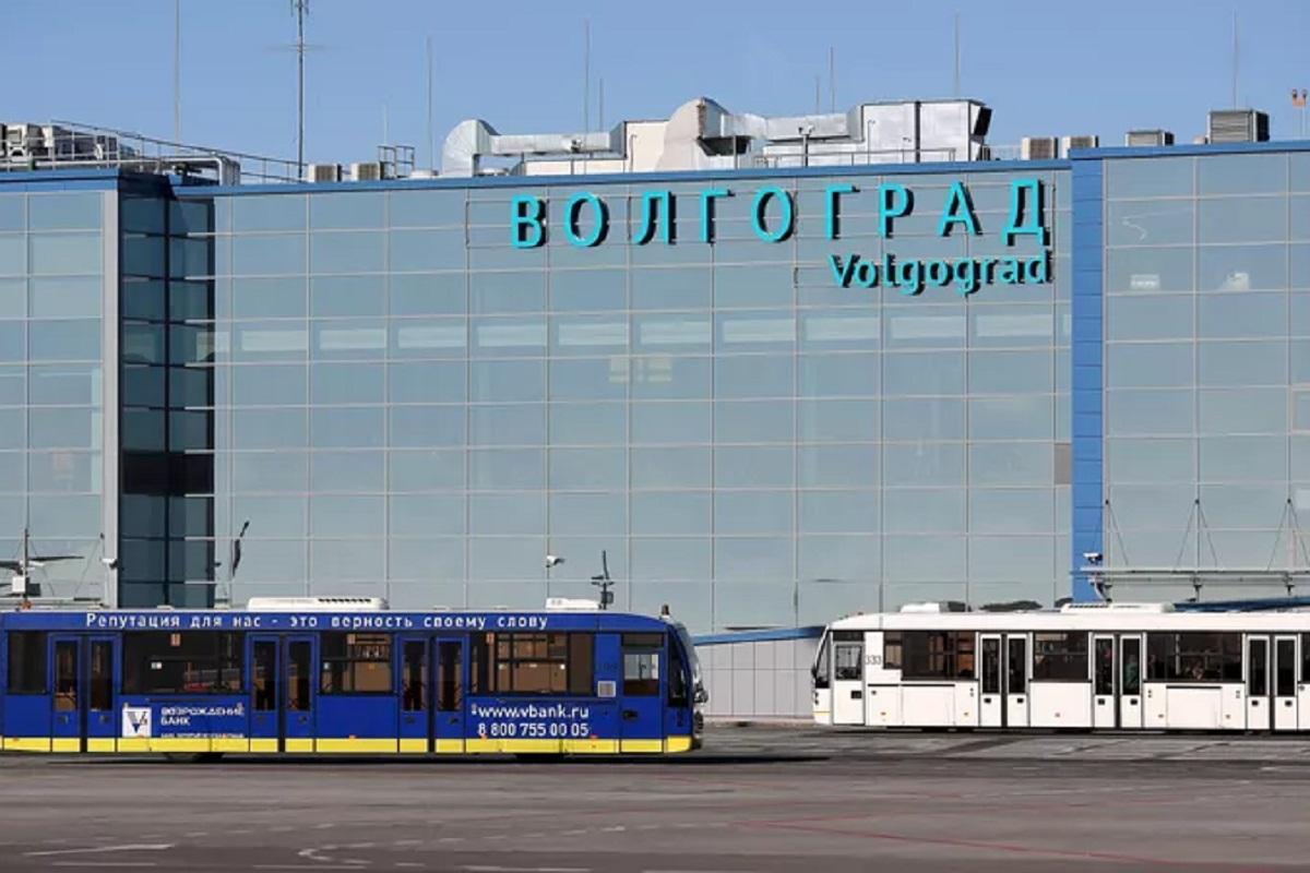 В Волгоградском аэропорту задерживаются более десяти рейсов