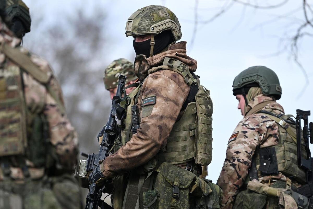 В Калужской области сохранят повышенные выплаты для подписавших контракт с Минобороны