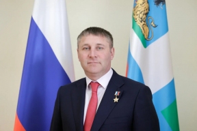 «Семья — опора земли»: Шуваев взял на контроль выдачу наборов для новорождённых и потребовал вентиляцию в поликлиниках