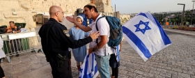 87 палестинцев пострадали при столкновениях с полицией Израиля