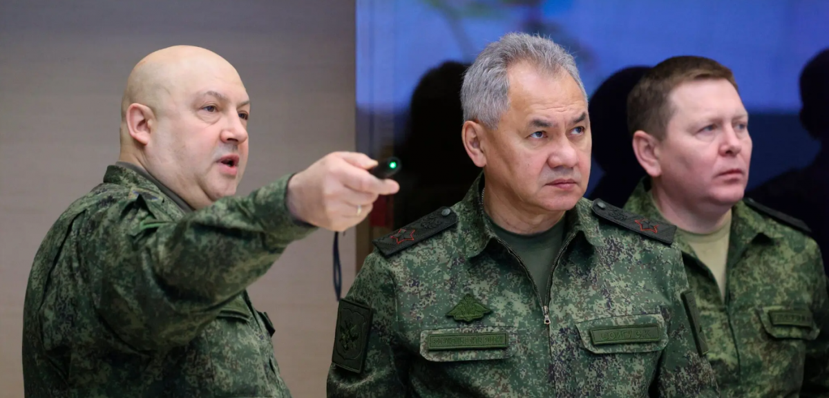 NYT: генерал Суровикин был отстранён от управления ВКС России сразу после гибели Пригожина
