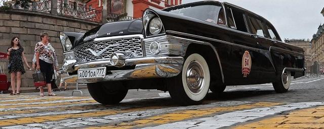 Автомобиль «Чайка», возивший экс-главу Ростовской области, выставлен на продажу как донор