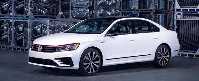 Volkswagen представил серийную версию седана Passat GT