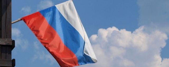 В Петербурге запустят 13-метрового воздушного змея в цветах флага РФ