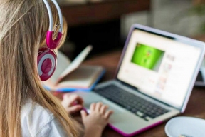 Родители, дети и социальные сети: психолог рассказала, как медийная активность родителей может влиять на ребенка