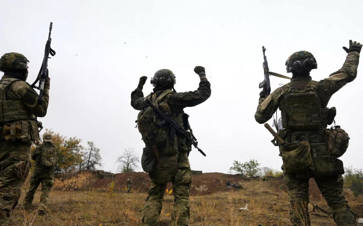 «Вцепились в нацистов мертвой хваткой». Русская армия успешно закрывает летне-осенний период СВО