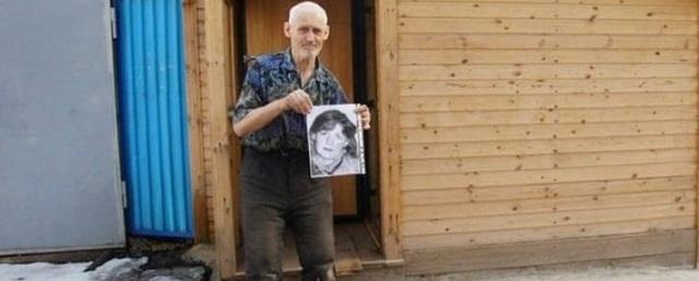 Из-за внуков 90-летний пенсионер в Самаре 20 лет живет в гараже