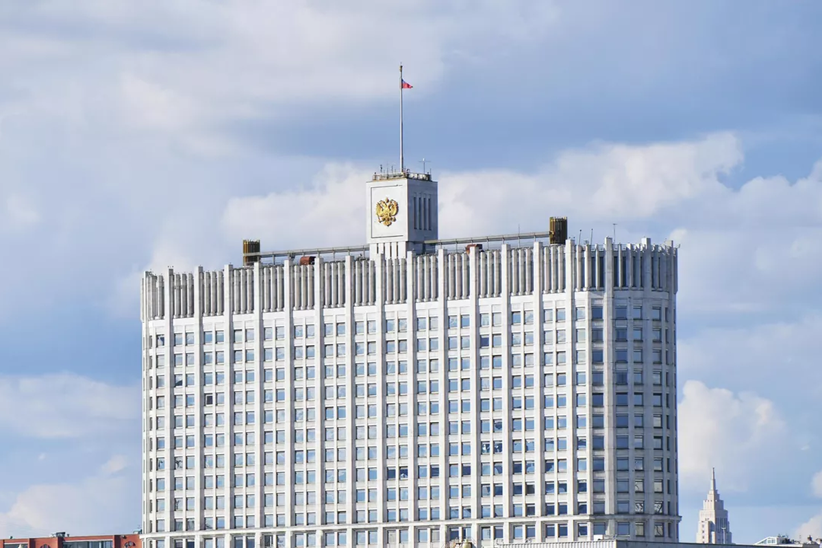 Правительство повысит пошлины для автовладельцев и мигрантов с сентября 2025 года