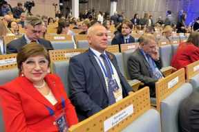 «Регион одним из первых начал помогать студенческим семьям»: спикер Заксобрания Владимирской области Ольга Хохлова приняла участие в конференции по демографии в Москве