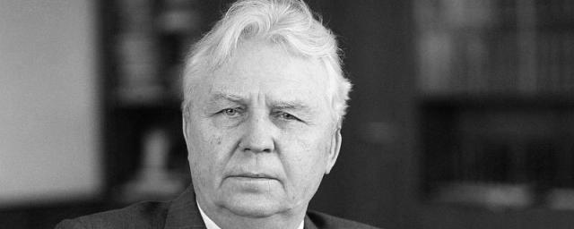 Скончался бывший секретарь ЦК КПСС Егор Лигачев