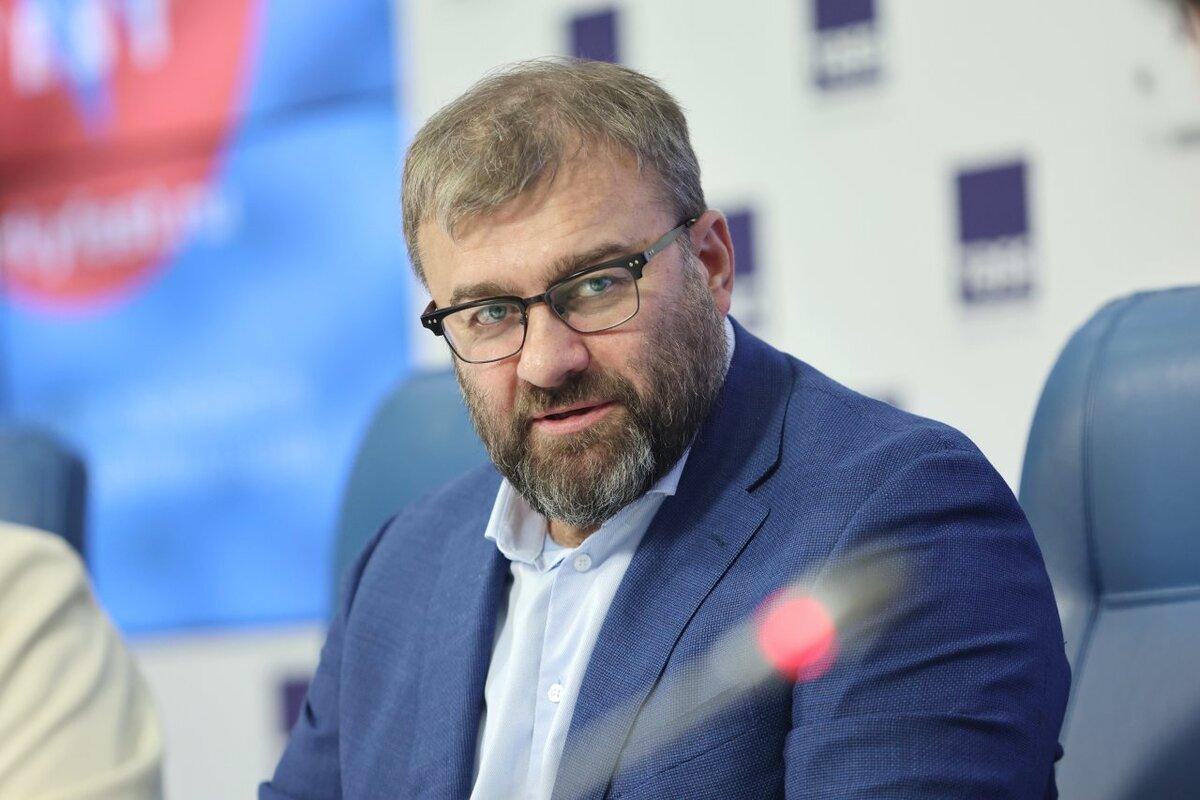 Михаил Пореченков поделился с Никитой Кологривым профессиональными секретами актёрского мастерства