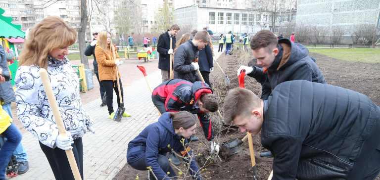 Полтавченко пригласил петербуржцев поучаствовать в Дне благоустройства