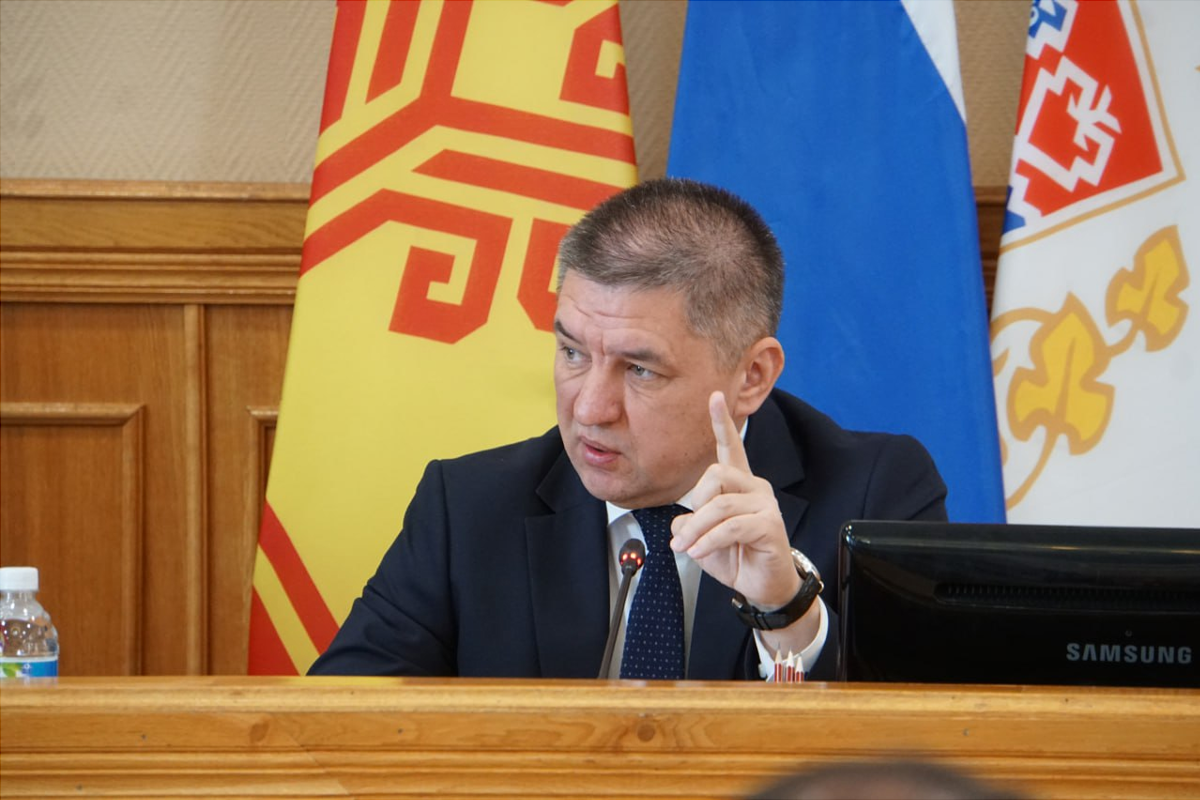 Глава Чебоксар Владимир Доброхотов сохраняет позиции в топ-5 мэров столиц регионов ПФО по версии «Медиалогии»