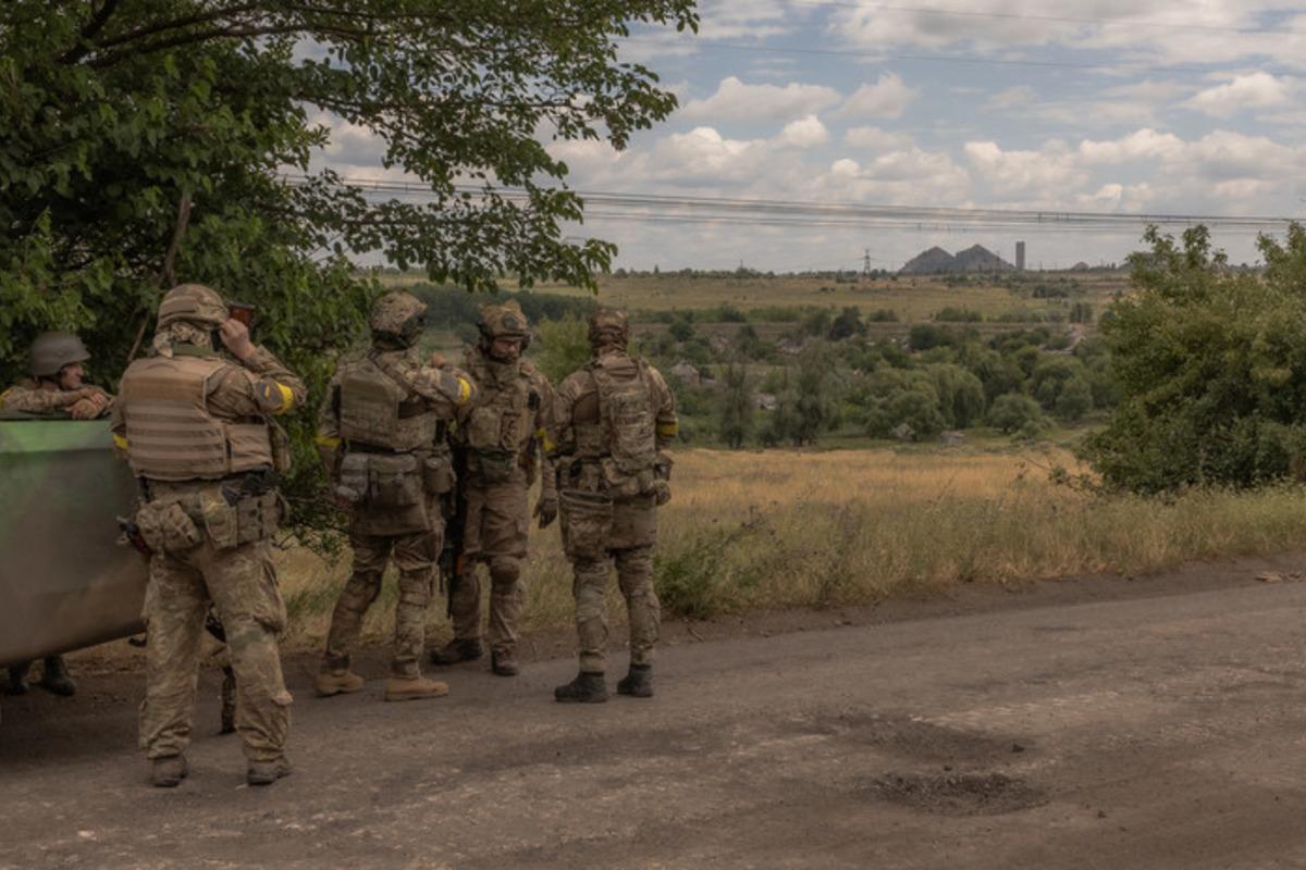 Украинские военные расстреляли группу беженцев во время эвакуации