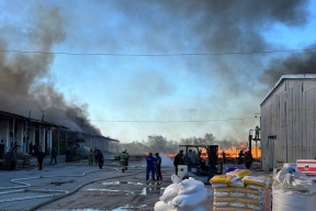 В Крыму произошел пожар на овощебазе