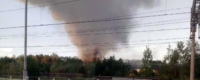 Пожар на складе стройматериалов в Санкт-Петербурге локализован