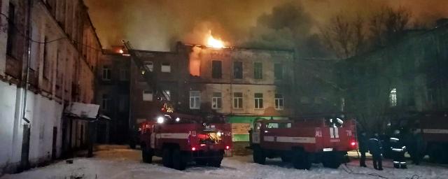 В Собинке Владимирской области произошел крупный пожар в жилом доме