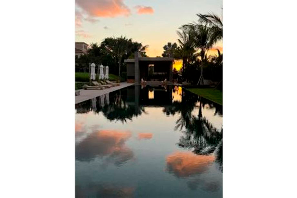 Том Брэди поделился богатым видом на закат со своего заднего двора